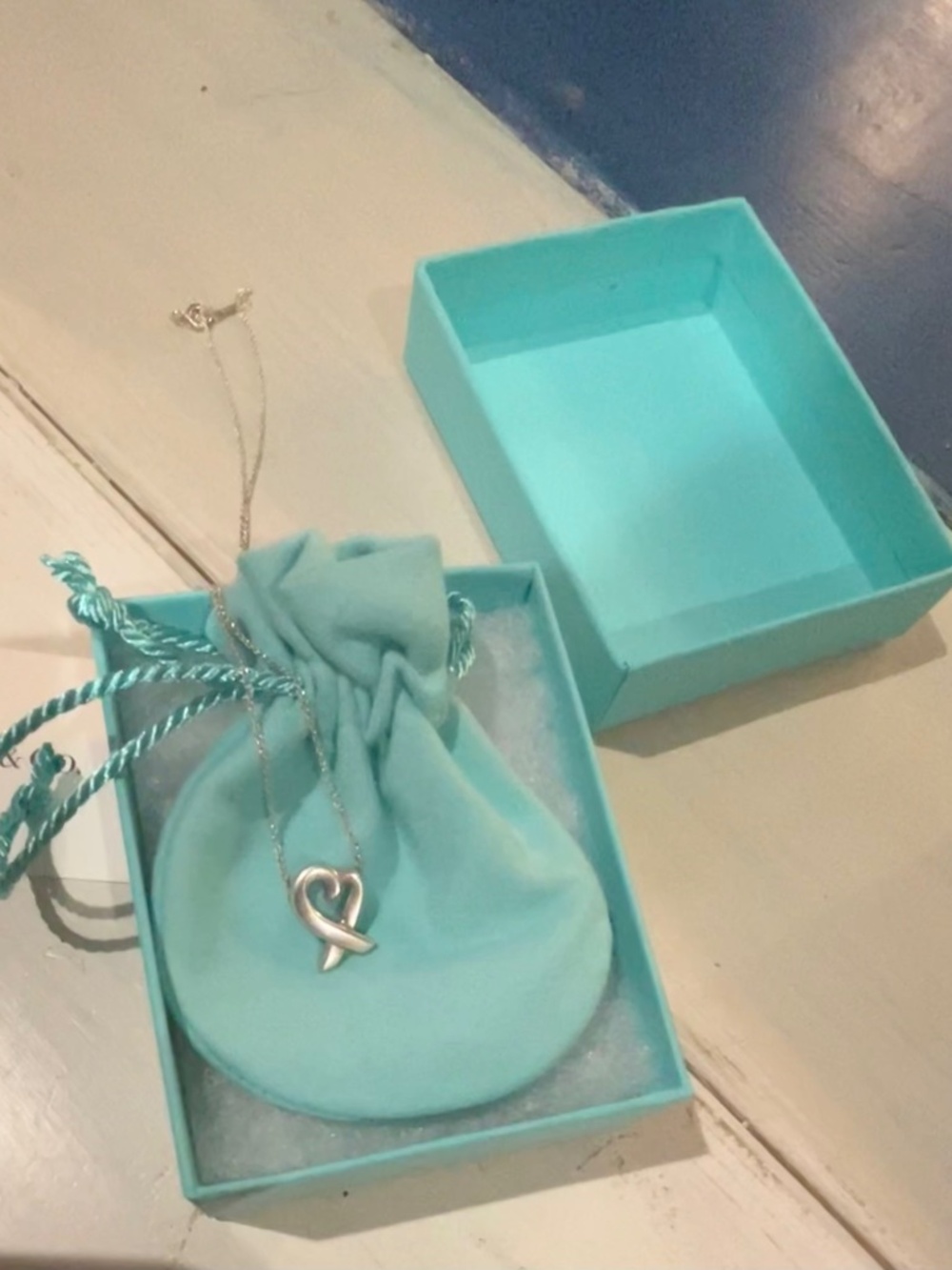 Vintage Tiffany & Co. Paloma Picasso Loving Heart Necklace - Picture 3 of 6